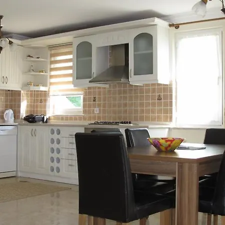 Villa Xanthos 46 *